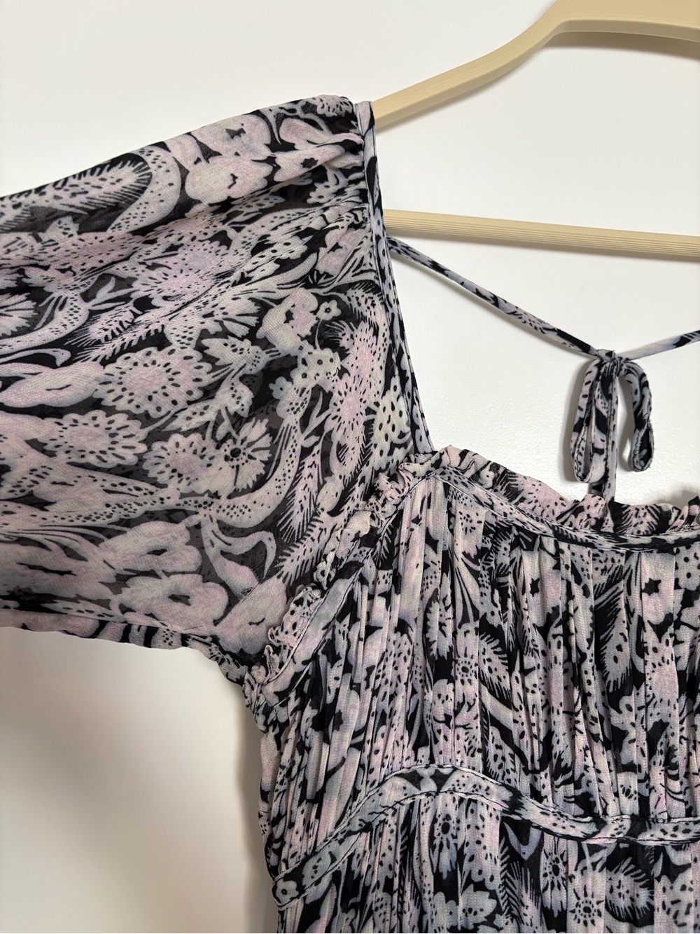 Anthropologie Black and Cream Floral Midi Dress - Picture 4 of 6